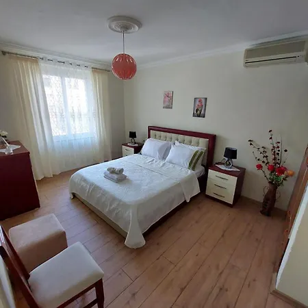 Shehu Apartament *