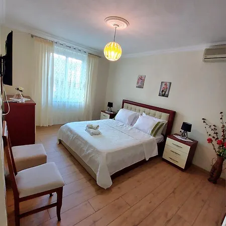 Apartament Shehu Gjirokastra