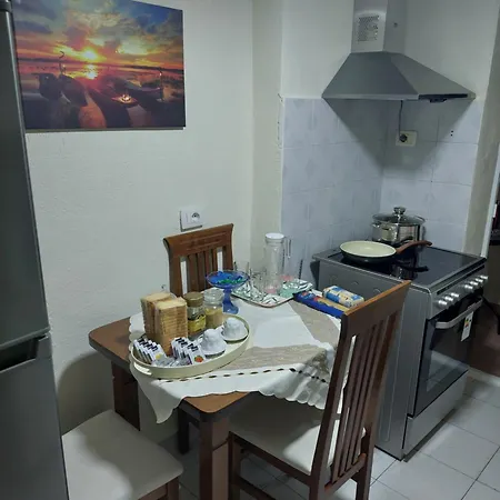 Shehu Apartament *